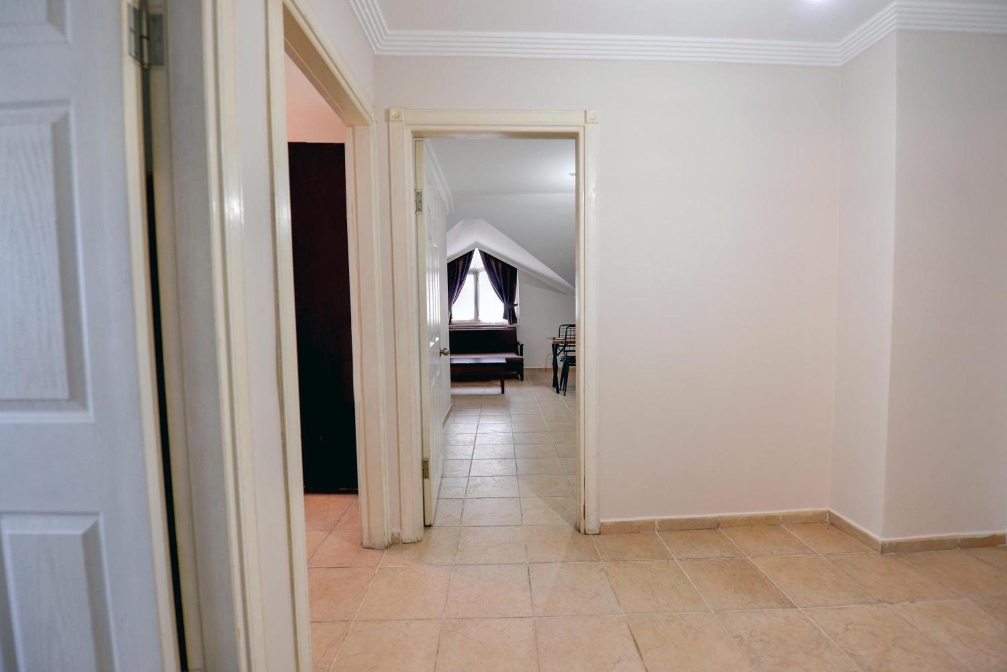 Family Apartment *
